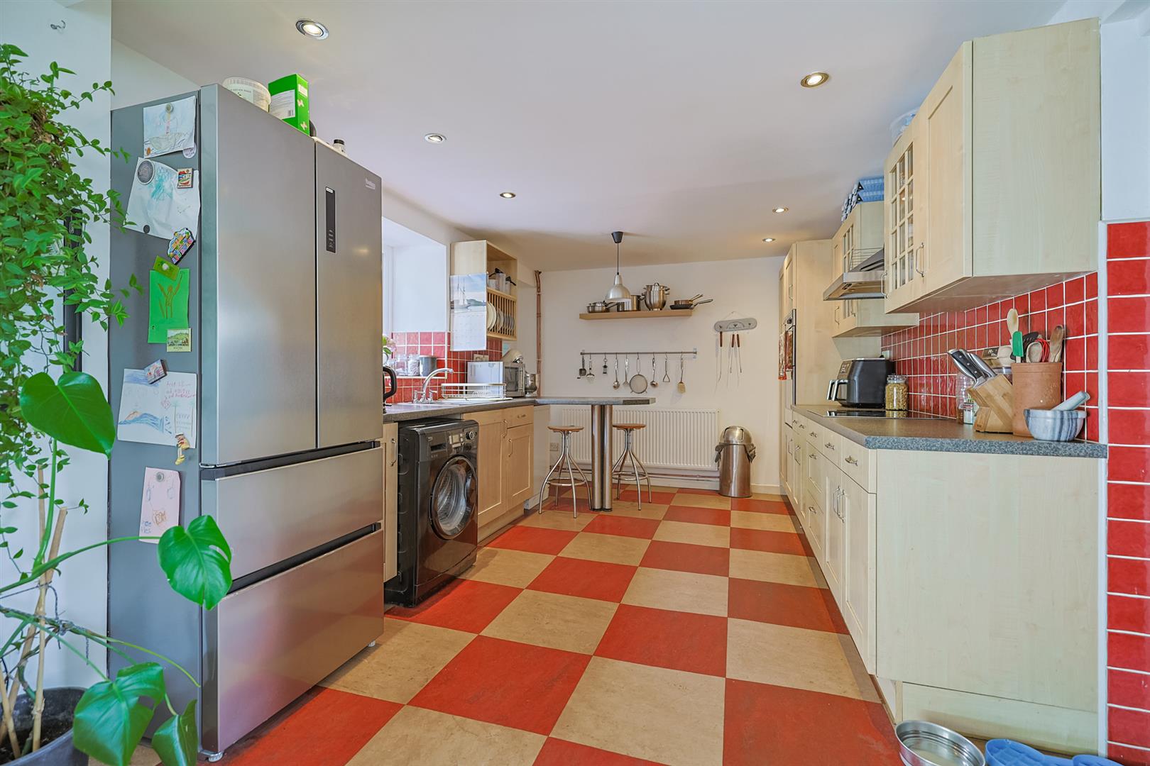 Walters Row, Dunvant, Swansea, SA2 7TB